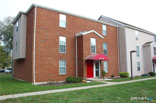 122 Heather Ridge 122, Shelton, CT 06484