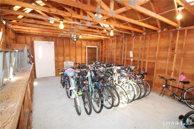 122 Heather Ridge 122, Shelton, CT 06484