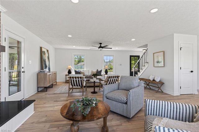 7 Carmines CT, Poquoson, VA 23662