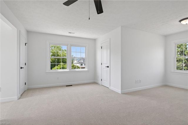 7 Carmines CT, Poquoson, VA 23662