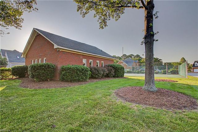 7 Carmines CT, Poquoson, VA 23662