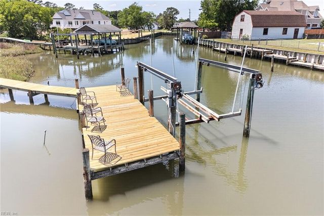 7 Carmines CT, Poquoson, VA 23662