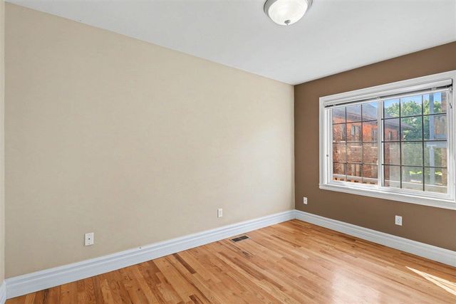 431 E Ferry Street, Detroit, MI 48202