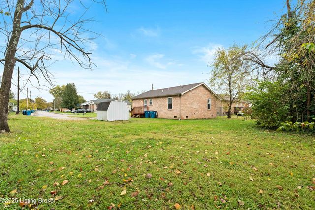 105 Cedar Ave, Shepherdsville, KY 40165