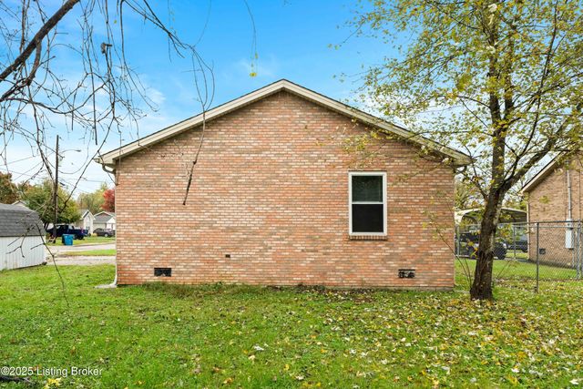 105 Cedar Ave, Shepherdsville, KY 40165