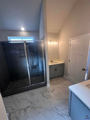 716 Lindsey Brooke Trace, Bonaire, GA 31005