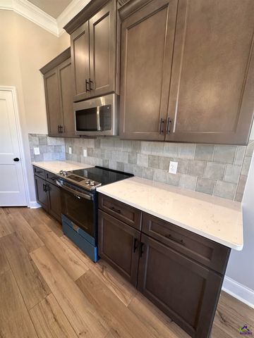 716 Lindsey Brooke Trace, Bonaire, GA 31005