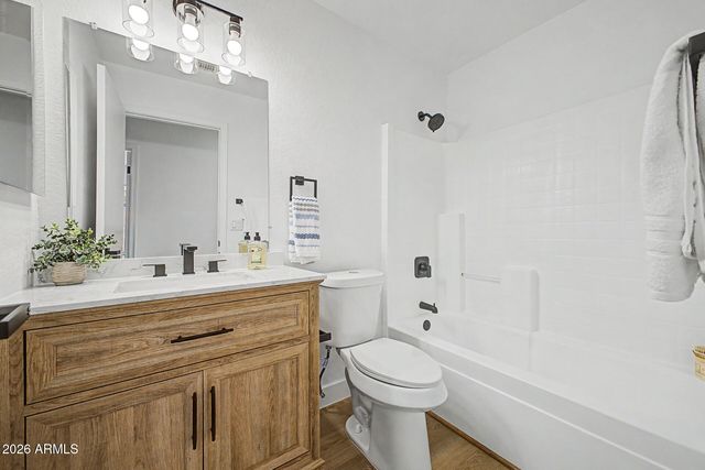 14724 W WILLOW Lane, Surprise, AZ 85374