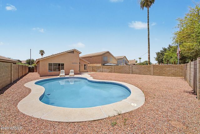 14724 W WILLOW Lane, Surprise, AZ 85374