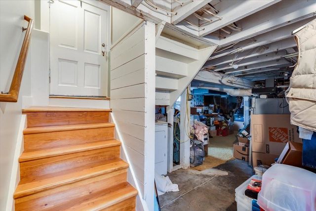 1421 N Park Pl, Wichita, KS 67203
