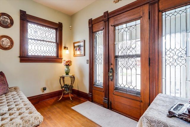 1421 N Park Pl, Wichita, KS 67203