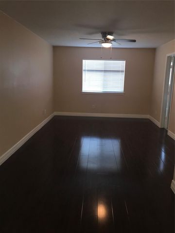 2844 Morningmist Lane, Dickinson, TX 77539