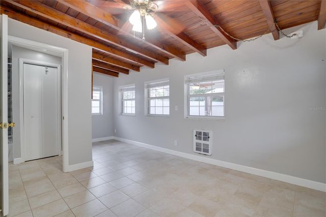 1533 SUFFOLK STREET N, St Petersburg, FL 33710