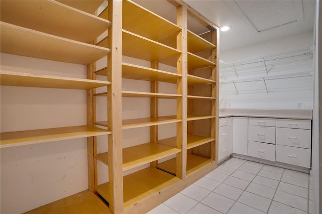 1533 SUFFOLK STREET N, St Petersburg, FL 33710