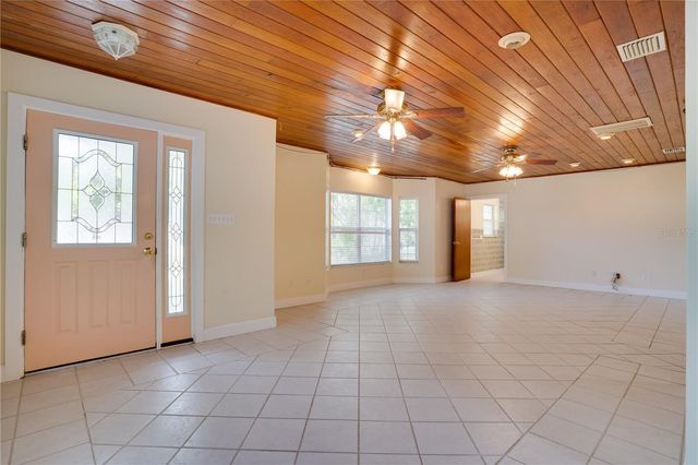1533 SUFFOLK STREET N, St Petersburg, FL 33710