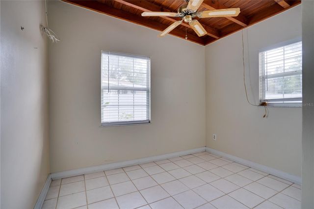 1533 SUFFOLK STREET N, St Petersburg, FL 33710