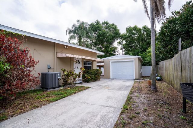 1533 SUFFOLK STREET N, St Petersburg, FL 33710
