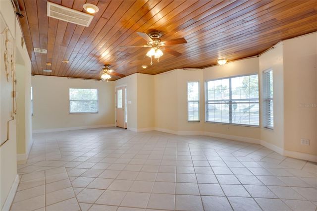 1533 SUFFOLK STREET N, St Petersburg, FL 33710