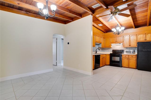1533 SUFFOLK STREET N, St Petersburg, FL 33710