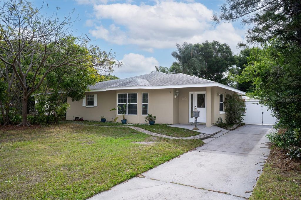 1533 SUFFOLK STREET N, St Petersburg, FL 33710