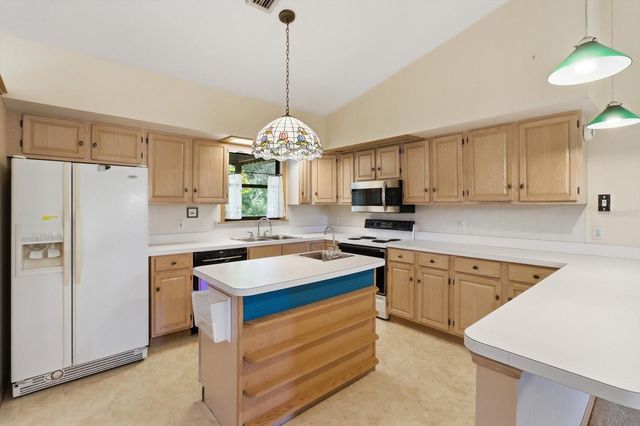 1215 S FIR TERRACE, Inverness, FL 34450