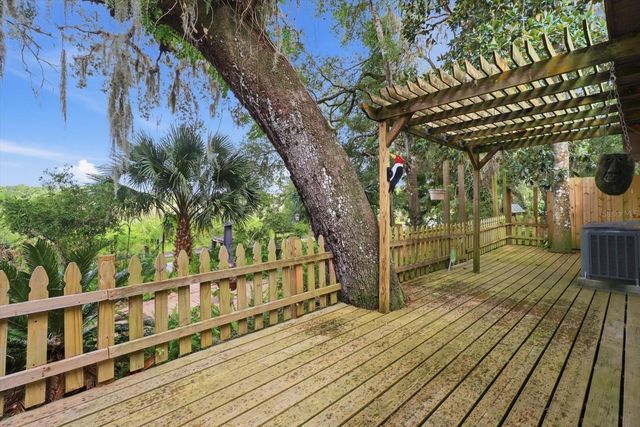 1215 S FIR TERRACE, Inverness, FL 34450