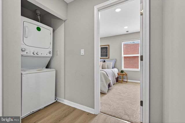 402 E NORTH AVE, Baltimore, MD 21202