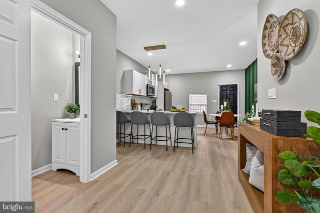 402 E NORTH AVE, Baltimore, MD 21202