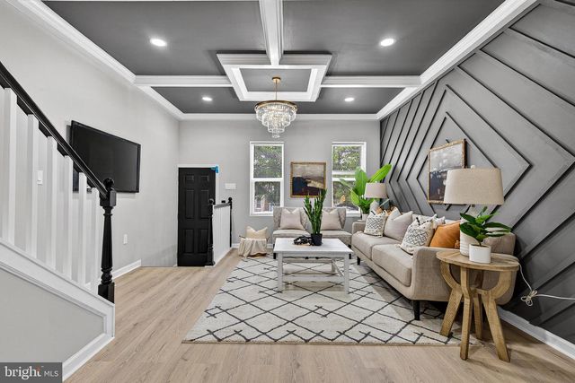 402 E NORTH AVE, Baltimore, MD 21202