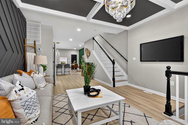 402 E NORTH AVE, Baltimore, MD 21202