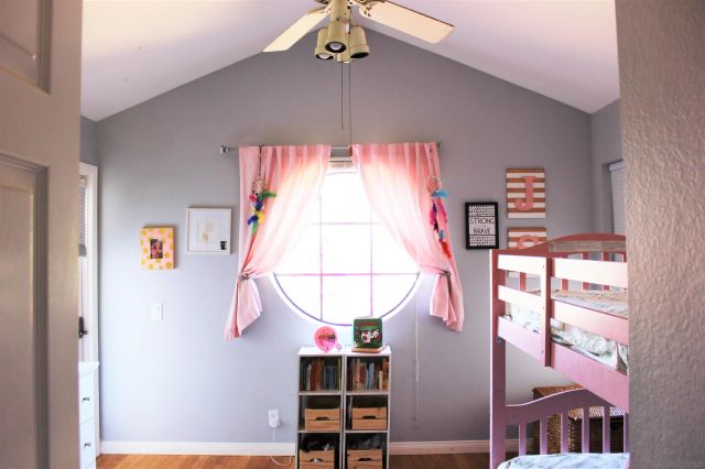 5537 Lesa Rd, La Mesa, CA 91942