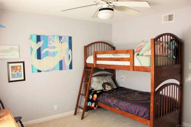 5537 Lesa Rd, La Mesa, CA 91942