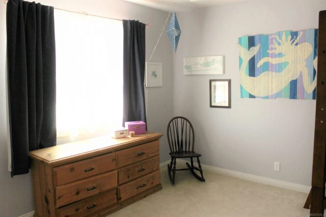 5537 Lesa Rd, La Mesa, CA 91942