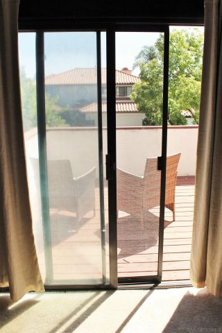 5537 Lesa Rd, La Mesa, CA 91942