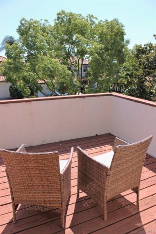 5537 Lesa Rd, La Mesa, CA 91942