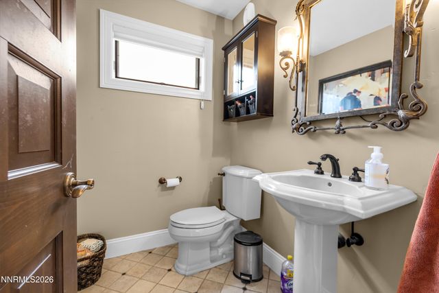 4260 Longknife Road, Reno, NV 89519