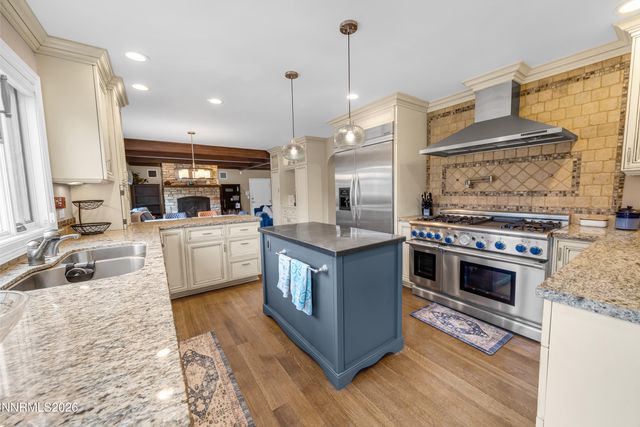 4260 Longknife Road, Reno, NV 89519