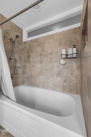 4260 Longknife Road, Reno, NV 89519