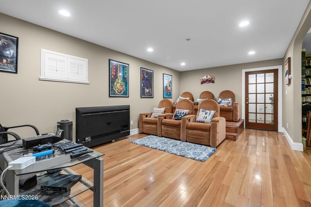 4260 Longknife Road, Reno, NV 89519