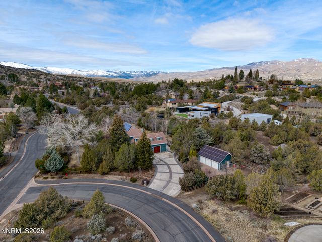 4260 Longknife Road, Reno, NV 89519