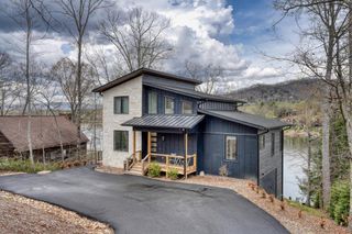 161 Windjammer Drive, Hiawassee, GA 30546