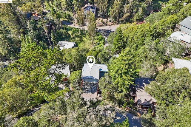 6643 Aitken Dr, Oakland, CA 94611