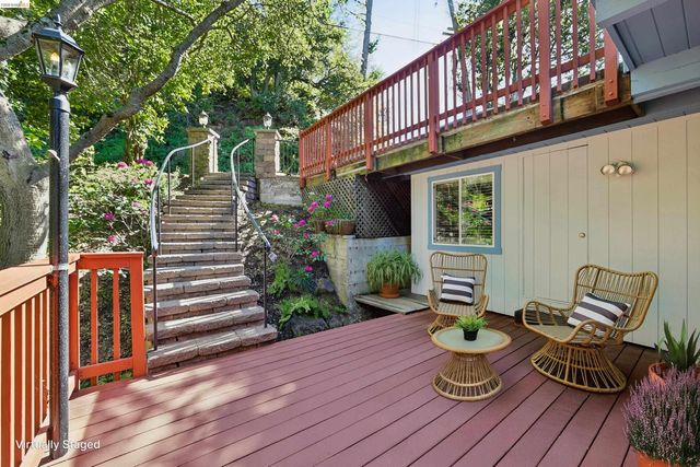 6643 Aitken Dr, Oakland, CA 94611