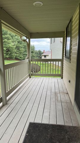 1106 Summer Hill Drive 1106, South Windsor, CT 06074