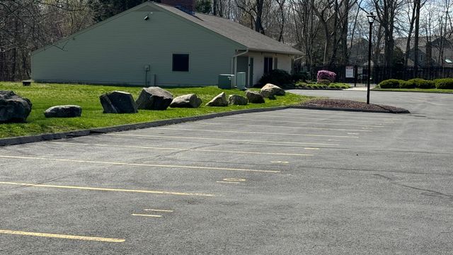 1106 Summer Hill Drive 1106, South Windsor, CT 06074