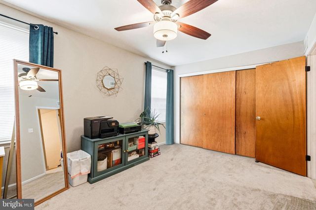 26 BLUE JAY DR, Clementon, NJ 08021