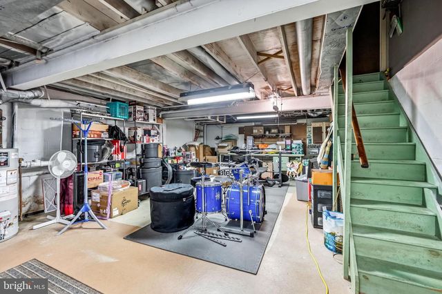 26 BLUE JAY DR, Clementon, NJ 08021