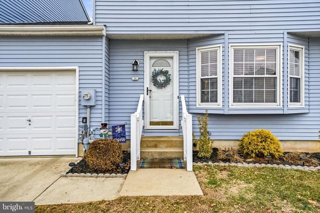 26 BLUE JAY DR, Clementon, NJ 08021