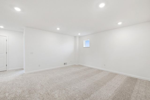 7672 Lotus Lane, Lino Lakes, MN 55038