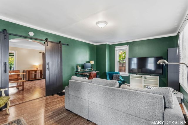 823 Prospect Avenue NE, Grand Rapids, MI 49503